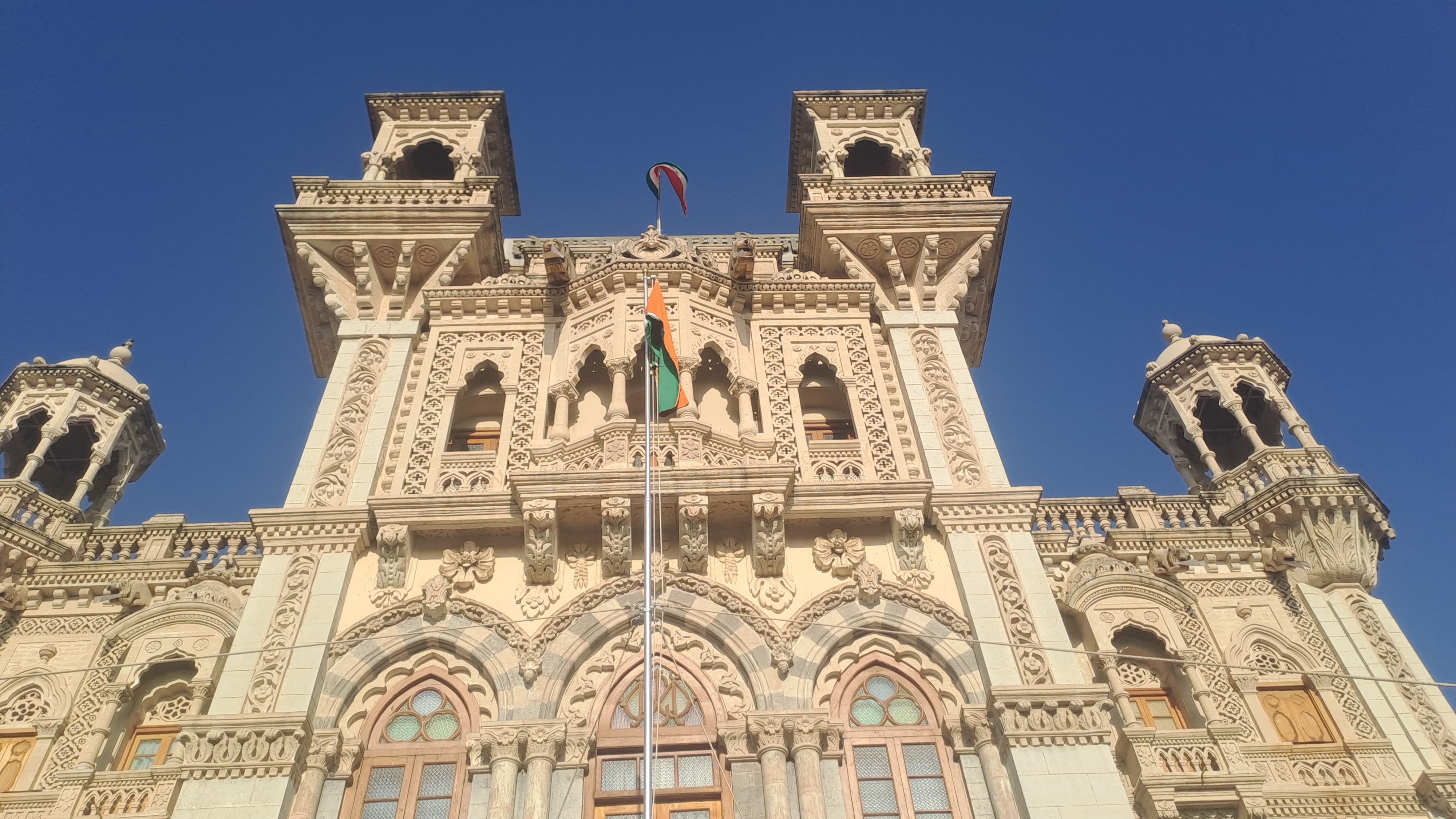 १ मे महाराष्ट्र दिन तसेच सोलापूर महानगरपालिकेचा वर्धापन दिन